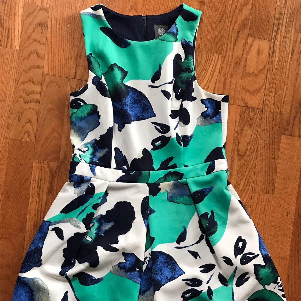 Colorful knee length Vince Camuto dress